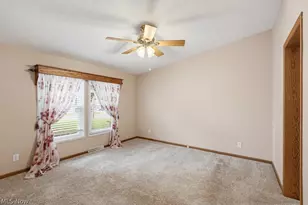 3295 Waterside Dr, Akron, OH 44319 - Photo 22