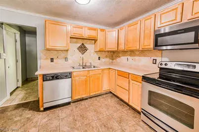 107 Hyder Drive, Madison, OH 44057 - Photo 4