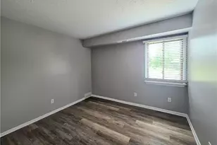 4615 Oakhill Blvd, Lorain, OH 44053 - Photo 12