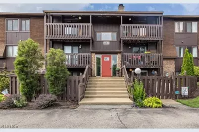 4615 Oak Hill Boulevard #208, Lorain, OH 44053 - Photo 1