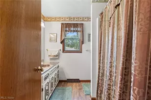 56062 Governor Dr, Bellaire, OH 43906 - Photo 20