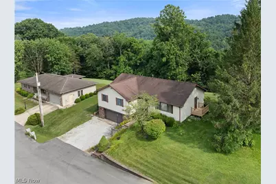 56062 Governor Drive, Bellaire, OH 43906 - Photo 36