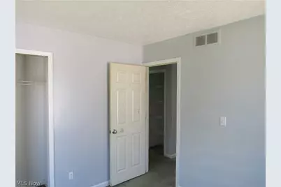 2305 E 63rd Street, Loveland, OH 44104 - Photo 22