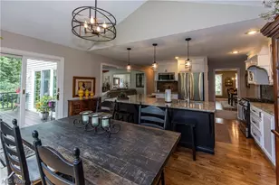 300 Lakeview Cir, Aurora, OH 44202 - Photo 20