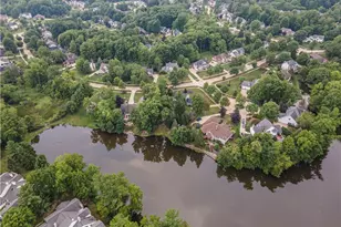 300 Lakeview Cir, Aurora, OH 44202 - Photo 44