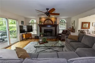 300 Lakeview Cir, Aurora, OH 44202 - Photo 12