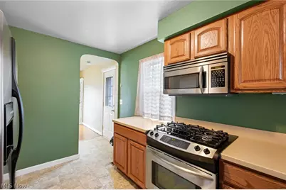 1722 39th Street NW, Canton, OH 44709 - Photo 10
