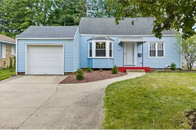 1722 39th Street NW, Canton, OH 44709 - Photo 2