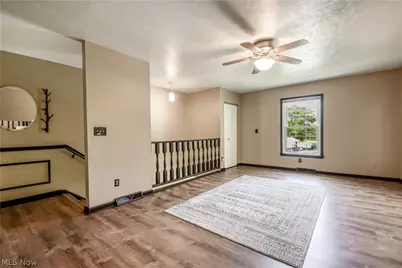 551 Heritage Square, Jefferson, OH 44047 - Photo 8