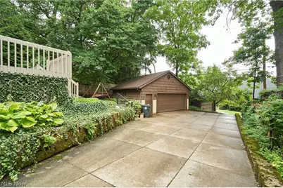 477 Palisades Drive, Akron, OH 44303 - Photo 24
