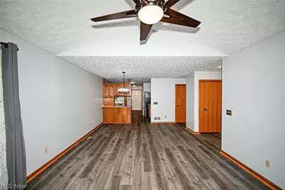 12782 Forsythia Avenue NW, Uniontown, OH 44685 - Photo 6