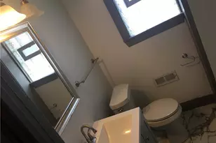 429 W Glenaven Ave, Youngstown, OH 44511 - Photo 8