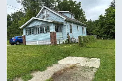 429 W Glenaven Avenue, Youngstown, OH 44511 - Photo 2