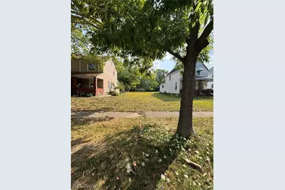 835 Whitcomb Road, Loveland, OH 44110 - Photo 1