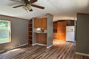4871 Edwards Dr, Geneva, OH 44041 - Photo 8