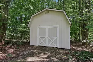 10685 Robert Ln, Chagrin Falls, OH 44023 - Photo 44