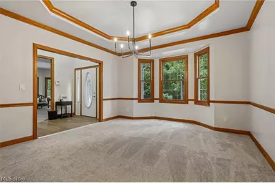 10685 Robert Lane, Chagrin Falls, OH 44023 - Photo 18