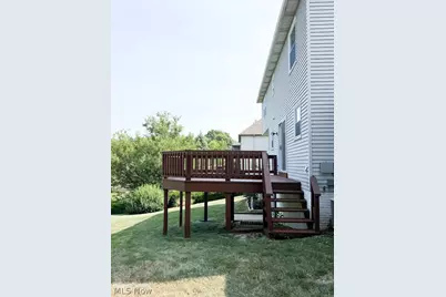 73 Lakecrest Boulevard, Hinckley, OH 44233 - Photo 6