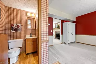 2927 Pleasant St NW, North Canton, OH 44720 - Photo 12