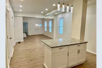2214 W 32nd Street #DOWN, Loveland, OH 44113 - Photo 8