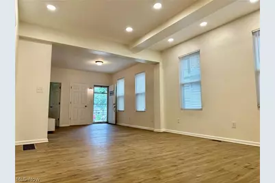 2214 W 32nd Street #DOWN, Loveland, OH 44113 - Photo 10