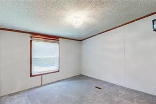 1125 S Johnson Rd, Sebring, OH 44672 - Photo 14