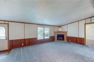 1125 S Johnson Rd, Sebring, OH 44672 - Photo 12