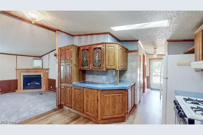 1125 S Johnson Road, Sebring, OH 44672 - Photo 4
