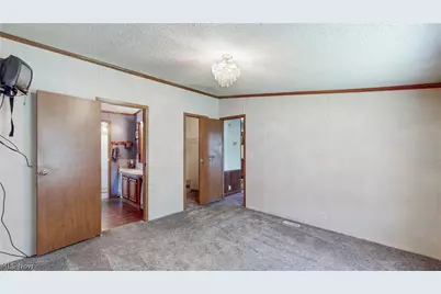 1125 S Johnson Road, Sebring, OH 44672 - Photo 16