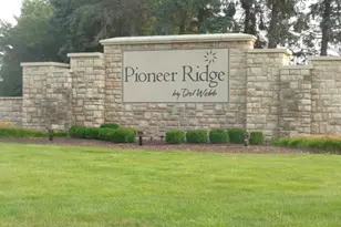 9345 Norwich Pl, North Ridgeville, OH 44039 - Photo 2