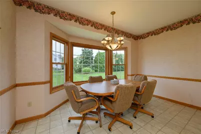 767 Mesa Verde Drive, Barberton, OH 44203 - Photo 14
