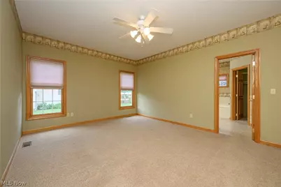 767 Mesa Verde Drive, Barberton, OH 44203 - Photo 16