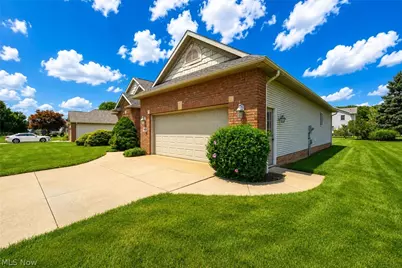 767 Mesa Verde Drive, Barberton, OH 44203 - Photo 2