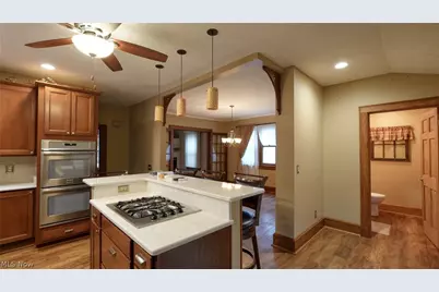 809 N 10th Street, Cambridge, OH 43725 - Photo 10