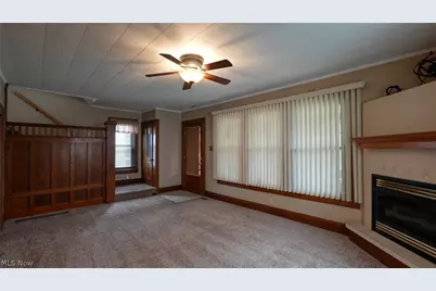 809 N 10th Street, Cambridge, OH 43725 - Photo 6
