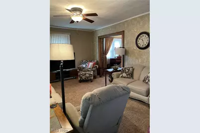 809 N 10th Street, Cambridge, OH 43725 - Photo 4