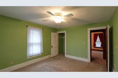 809 N 10th Street, Cambridge, OH 43725 - Photo 14