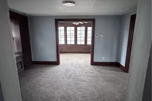 999 Avon St, Akron, OH 44310 - Photo 4