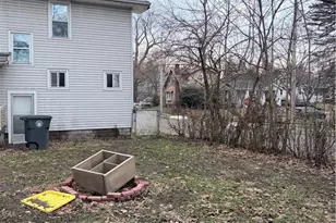 999 Avon St, Akron, OH 44310 - Photo 12