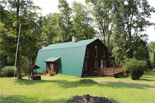 13893 Co Rd 100, Lakeville, OH 44638 - Photo 2