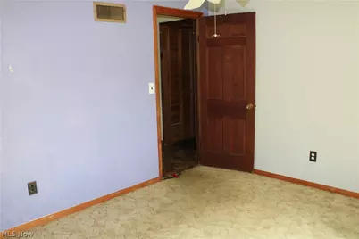 13893 County Road 100, Lakeville, OH 44638 - Photo 8