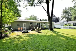594 Terra Ln, Amherst, OH 44001 - Photo 40