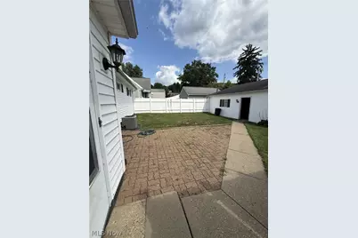 1615 Orange Street, Coshocton, OH 43812 - Photo 18