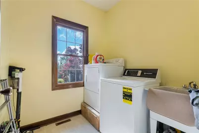 1100 E Bayton Street, Alliance, OH 44601 - Photo 28