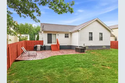891 Jerry Drive, Hubbard, OH 44425 - Photo 6
