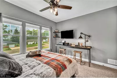 364 31st Street SW, Barberton, OH 44203 - Photo 20