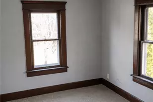 847 Carlysle St, Akron, OH 44310 - Photo 16