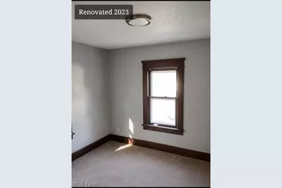 847 Carlysle Street, Akron, OH 44310 - Photo 12