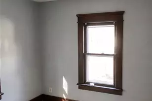 847 Carlysle St, Akron, OH 44310 - Photo 12