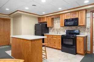 3660 Michelle Ln, Zanesville, OH 43701 - Photo 36